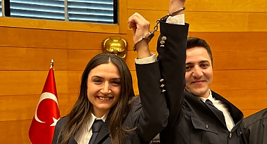 Akhisar'da Polisler Dünya Evi'ne girdi; Emniyet Müdürü şahit oldu