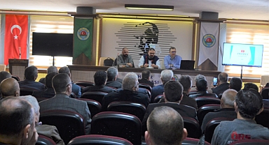 Akhisar Ziraat Odasından muhtar ve çiftçilere bilgilendirme toplantısı
