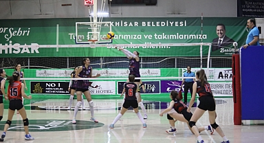 Akhisargücü evindeki son maçtan 3-0 galip ayrıldı