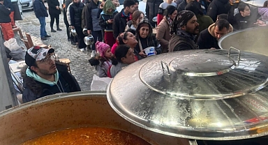Akhisarlı Lokantacılar Odasından deprem bölgesine sıcak yemek desteği