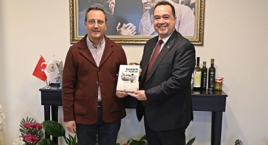 Atatürk'ün Akhisar'a gelişinin 100.yıl anısına özel kitap hazırlandı