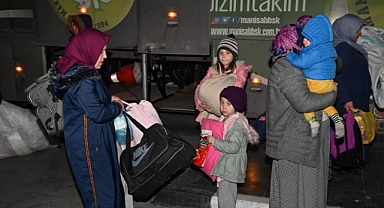 İlk depremzede kafilesi Manisa'ya ulaştı