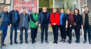 Yunusemre Belediye Başkan Yardımcısından AK Parti'ye ziyaret