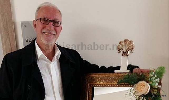 Akhisar Belediyesinden emekli Celil Demirkollu hayatını kaybetti