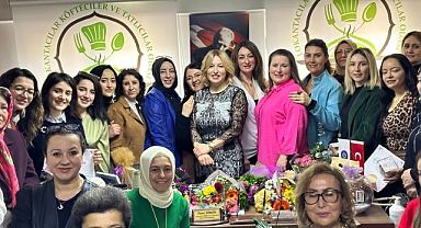 Akhisar Lokantacılar Odası Kadınlar Gününü kutladı