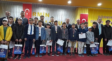 Akhisarlı öğrenci hafızlık yarışmasında il birincisi oldu