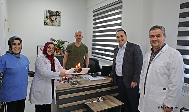 Başkan Besim Dutlulu, sağlık çalışanlarının bayramını kutladı