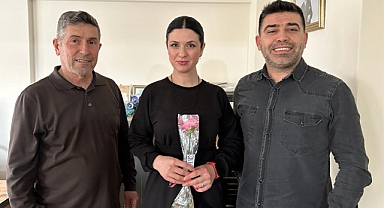 Genç Parti Akhisar İlçe Teşkilatı kadınlar gününü kutladı