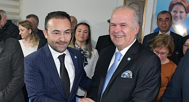 İYİ Parti Aday Adayı Sedat Tetiker, "bu değişimi hep birlikte yapacağız"