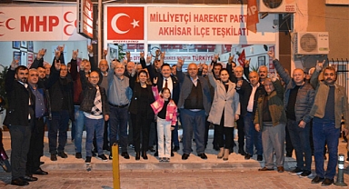 MHP Aday Adayı Akın Çakır, Akhisar ilçe teşkilatını ziyaret etti