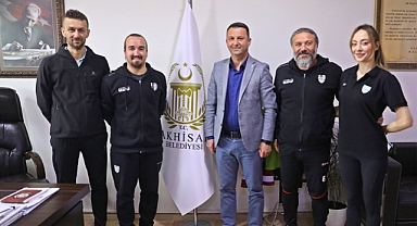 Akhisar Belediyespor Kadın Voleybol takımında teknik heyet ile devam kararı
