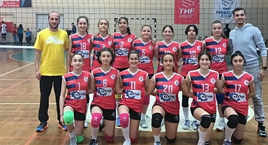 Akhisar Gençlik ve Spor Kulübü midi voleybol'da il ikincisi oldu