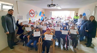 Akselendi Mimar Sinan Ahmet Özkan İlkokulu öğrencileri bisiklet parkında
