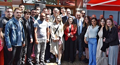 CHP Akhisar İlçe Teşkilatında bayramlaşma