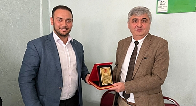 Gökçeahmet Mahallesi'nden Büyükşehir'e teşekkür plaketi