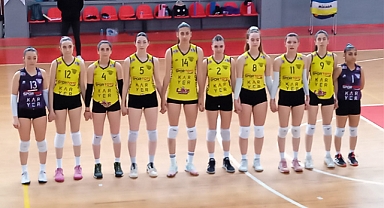 Akhisargücü Voleybol Türkiye'de en iyiler arasında yer aldı