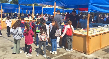Akhisarlı öğrenciler kitap ve edebiyat festivaline akın ediyor