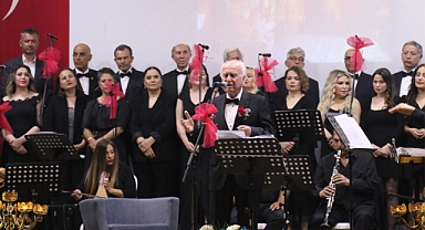 Erdoğan Çatılı'ya özel Onur Gecesi düzenlendi