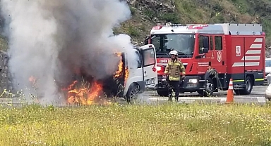 Tünelden çıkan araç alev alev yandı