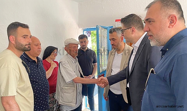 AK Parti Akhisar İlçe Teşkilatından sel mağdurlarına ziyaret