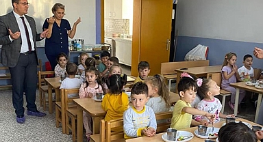 Akhisar İlçe Milli Eğitim Müdürü Öğrencilerle Kahvaltıda Buluştu