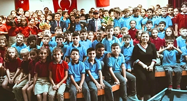 Cumhuriyet İlkokulu gazilerini unutmadı
