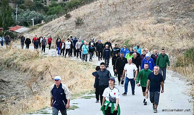 Akhisar Belediyesi Doğa Yürüyüşleri Sürüyor