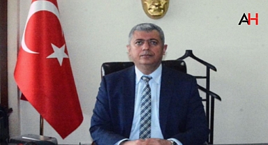 Akhisar Kaymakamı Murat Kütük Öğretmenler Günü Mesajı