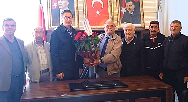 Akhisar Muharip Gaziler Derneği'nden AK Parti'ye Ziyaret