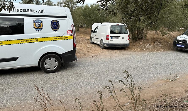 Akhisar polisi çalıntı aracı anında yakaladı! Birisi 13 diğer 15 yaşında!