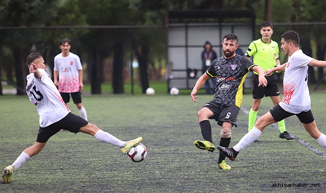 Süleymanlıspor, rakibi Akhisargücü'nü 6-0 yendi