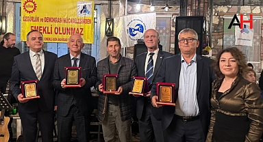 Akhisar'da KESK'e bağlı sendikalar, Emekli Üyelerini Onurlandırdı