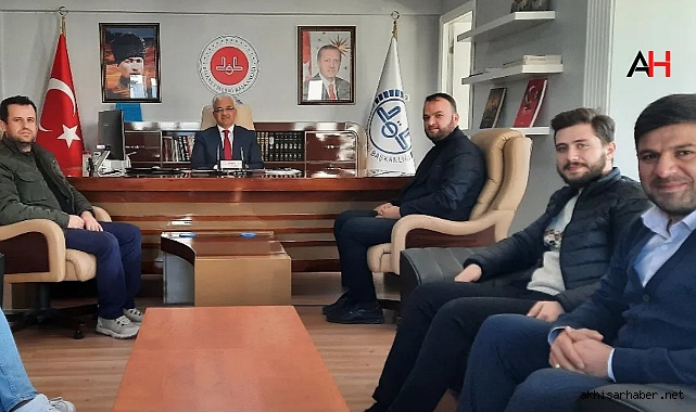 TÜGVA Yönetimi, Akhisar'da İlçe Müftüsüyle Buluştu