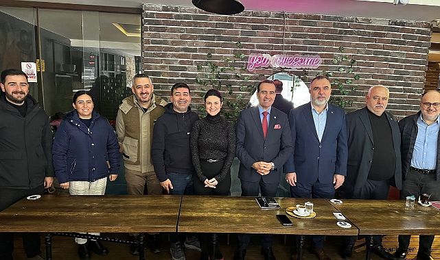 Remzi Şekerçi, Akhisar Belediye Başkan Aday Adaylığı Kapsamında Oda Başkanları ve Basını Ağırladı