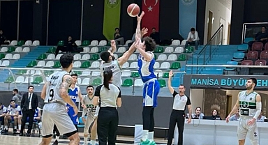 Akhisar Belediye Basketbol Takımı, Play-Off'ta İstanbul Anka Spor'u Yendi