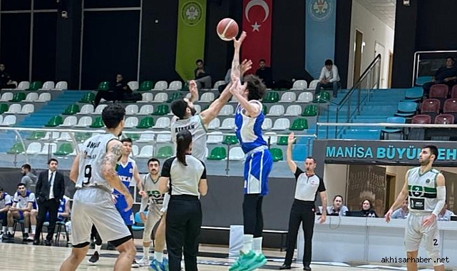 Akhisar Belediye Basketbol Takımı, Play-Off'ta İstanbul Anka Spor'u Yendi