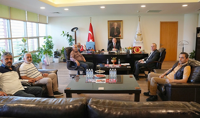 Akhisar Belediye Başkanı Besim Dutlulu, Pazarcılar Odası İle Yeni Dönem Projelerini Görüştü
