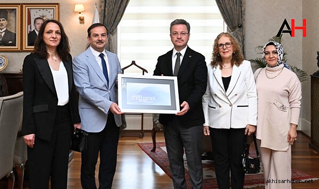 Ebe ve Hemşireler Haftasında Vali Ünlü’ye Ziyaret