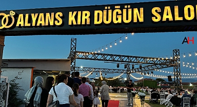 Akhisar’da Alyans Kır Düğün Salonu Hizmete Başladı