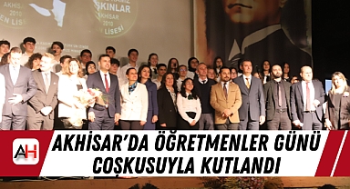 Akhisar'da Öğretmenler Günü Coşkusuyla Kutlandı