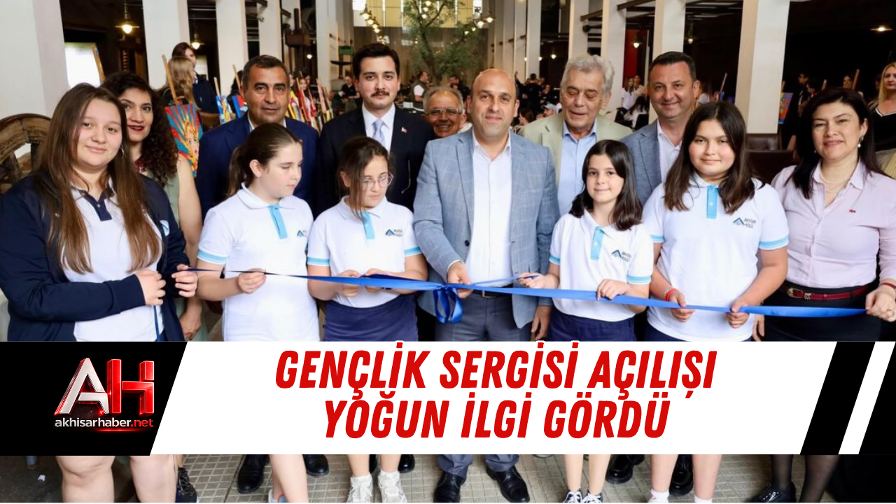 Gençlik Sergisi Açılışı Yoğun İlgi Gördü