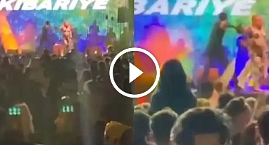 Akhisarlı sanatçı Kibariye sahneden düştü